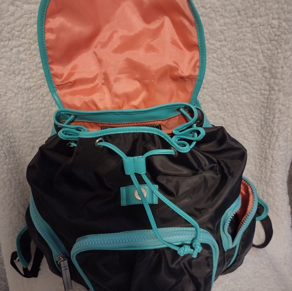 NWOT Rare Earth by Stone Mountain backpack - Picture 10 of 14